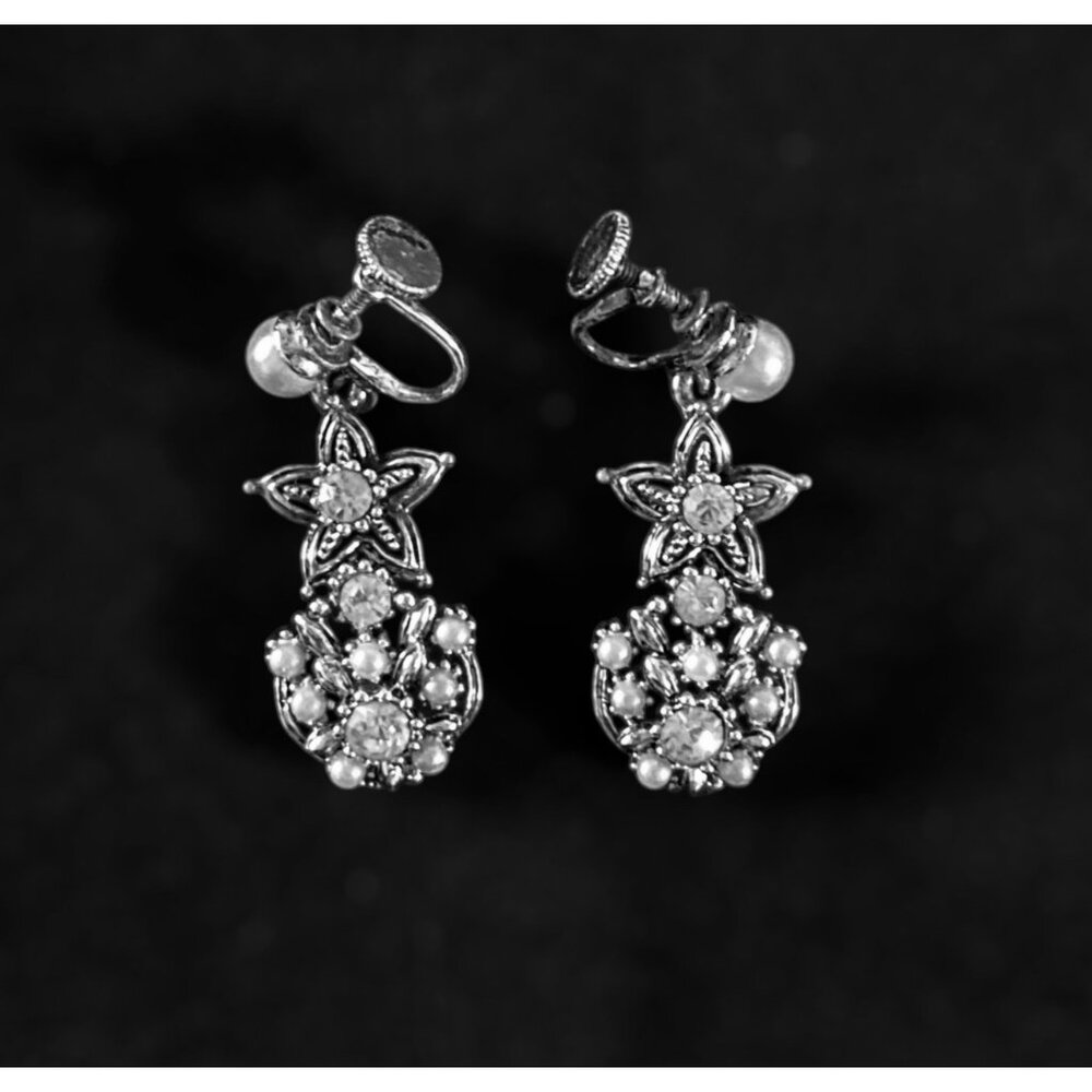 Vintage 50’s- 60’s Screw-Back Earrings Pearl and Rhinestones Silver